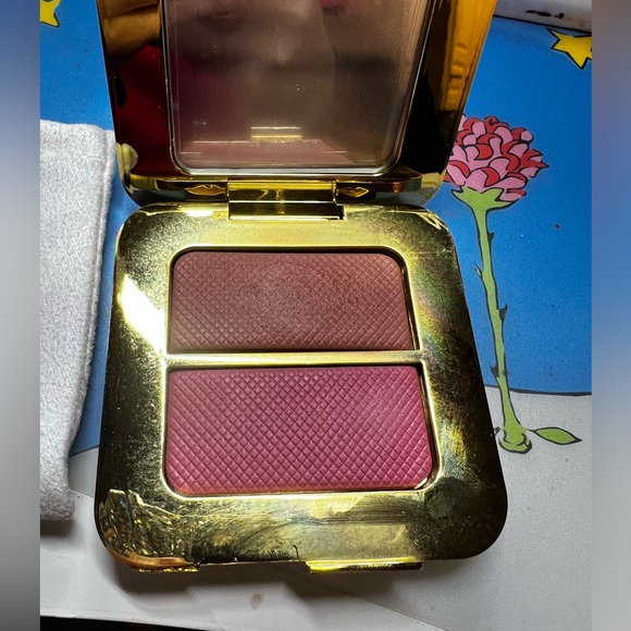 Tom Ford sheer Cheek duo in 05 Lissome - Picture 2 of 8